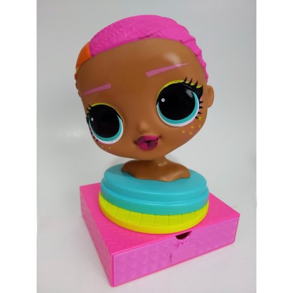 SALE! L.O.L.Surprise! O.M.G. Styling Head Royal Bee 8.5" - Picture 2 of 9